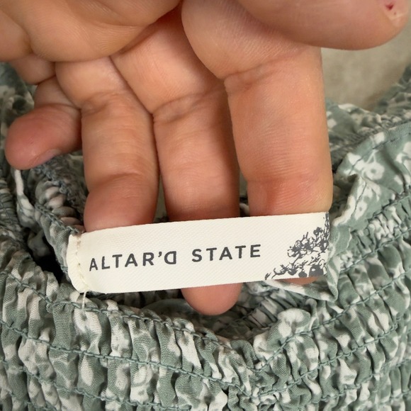 Altar'd State Kelly Floral Romper Green Smocked Tiered Ruffle Size M - Picture 4 of 12